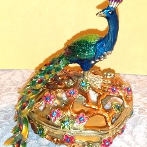 Peacock trinket box